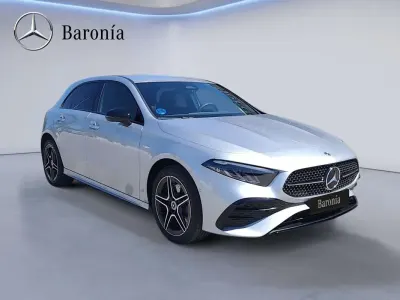 Usado Mercedes A250 Advanced 218 CV (160 kW) 2025 Plateado Utilitario