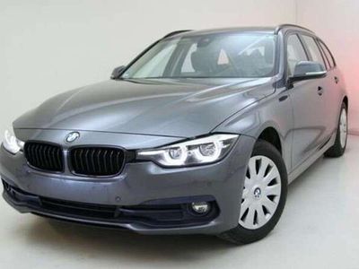 usado BMW 320 320 d xDrive Sport Line *HEAD-UP* KAMERA* LED*1HA