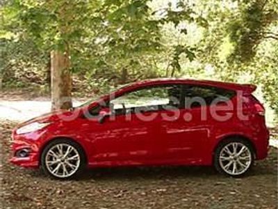 Usado Ford Fiesta Sport 125 CV (91 kW) 2014 Rojo Berlina