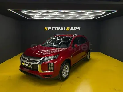 Usado Mitsubishi ASX Spirit 150 CV (110 kW) 2020 Granate SUV