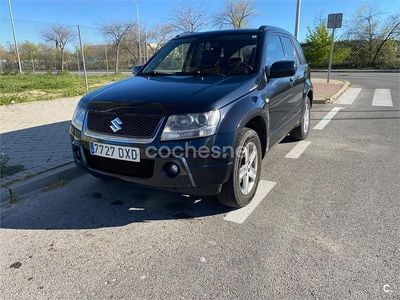 Usado Suzuki Grand Vitara 140 CV (102 kW) 2006 Negro SUV