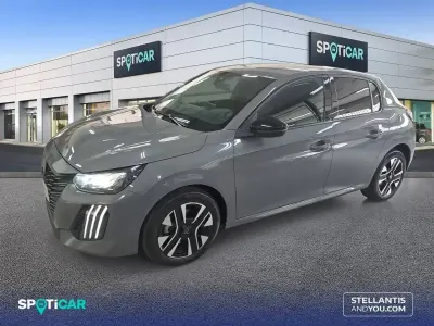 Usado Peugeot 208 Allure 100 CV (73 kW) 2025 Gris Utilitario
