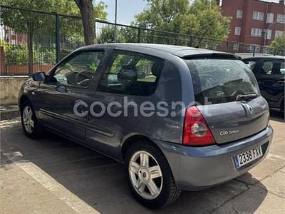 Renault Clio II