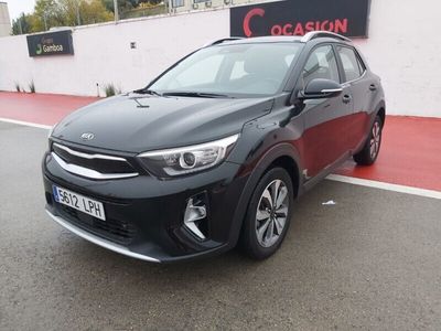 Usado Kia Stonic 101 CV (74 kW) 2021 Negro SUV