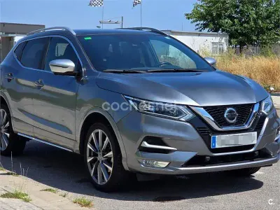 Usado Nissan Qashqai 140 CV (102 kW) 2020 Gris / plata SUV