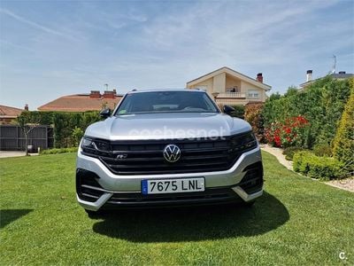 Usado VW Touareg R-line 231 CV (169 kW) 2021 Gris / plata SUV