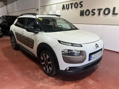 Usado Citroën C4 Cactus Shine Edition 92 HP (67 kW) 2014 Branco Citadino