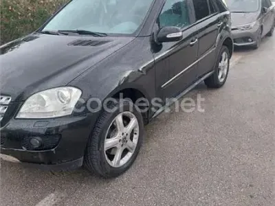 Usado Mercedes ML280 AMG Edition 1 190 CV (139 kW) 2009 Negro SUV