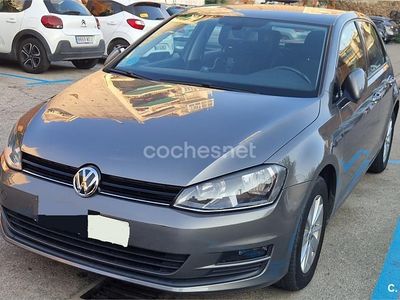 Usado VW Golf VII Business 110 CV (80 kW) 2016 Gris / plata Berlina