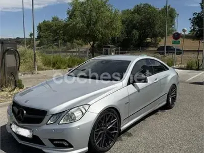 Usado Mercedes E350 231 CV (169 kW) 2011 Gris / plata Coupe