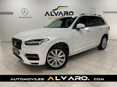 Używany Volvo XC90 Momentum 235 KM (172 kW) 2019 Biały SUV