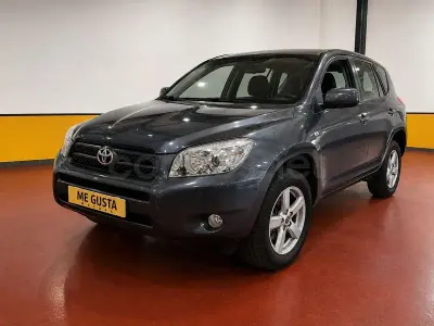 Begagnad Toyota RAV4