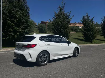 Usado BMW 118 Comfort Edition 150 CV (110 kW) 2023 Blanco Utilitario