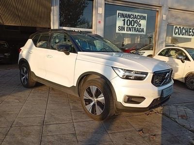 Blanco Usado 2021 Volvo XC40 R-Design SUV | 28.990 € (Un poco caro)