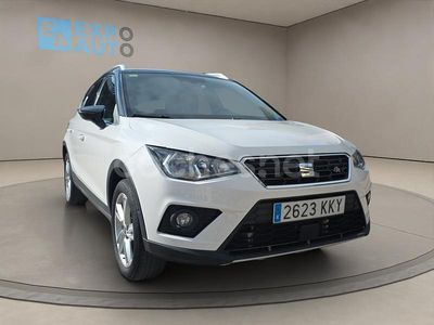 Usado Seat Arona Ecomotive 116 HP (85 kW) 2018 Branco SUV