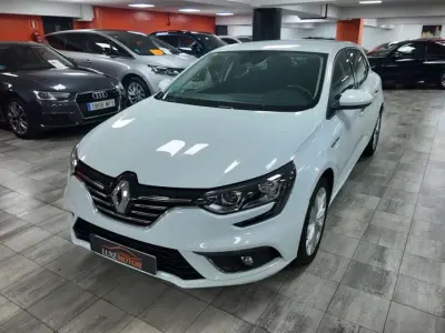 Usado Renault Mégane IV Business 110 CV (80 kW) 2018 Blanco Utilitario