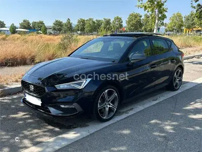 Usado Seat Leon FR 130 CV (95 kW) 2022 Azul Berlina