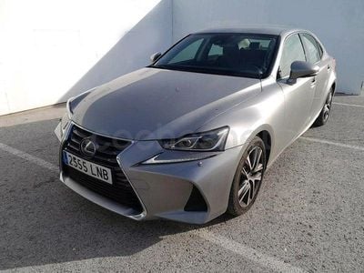 Usado Lexus IS300h Executive Line 223 CV (164 kW) 2021 Gris / plata Berlina