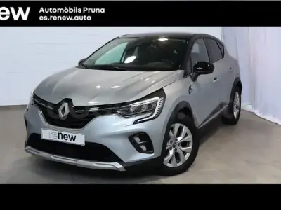 Begagnad Renault Captur Zen 140 HK (102 kW) 2021 Grå SUV
