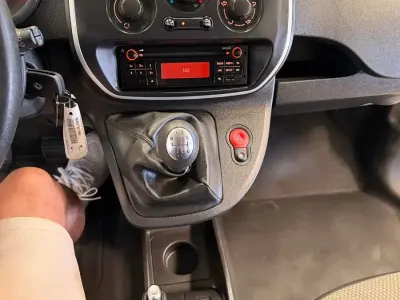 Usado Renault Kangoo Edition One 95 CV (69 kW) 2021 Blanco Monovolumen