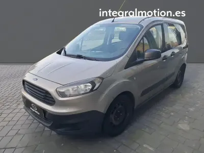 Käytetty Ford Transit
