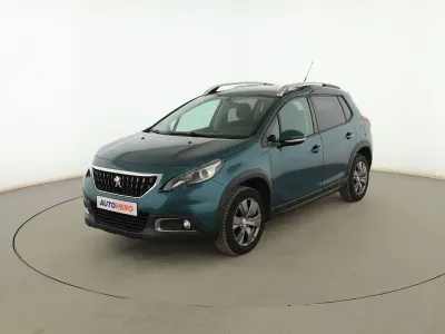 Usado Peugeot 2008 Signature Sky 82 CV (60 kW) 2019 Verde SUV