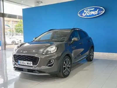 Usado Ford Puma Titanium 125 CV (91 kW) 2023 Gris SUV