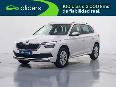 Usado Skoda Kamiq Active 110 CV (80 kW) 2023 Blanco SUV