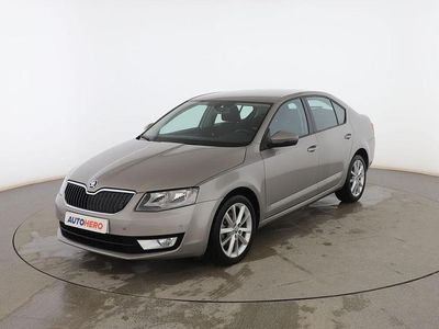 Usado Skoda Octavia Ambition 105 CV (77 kW) 2014 Gris Utilitario