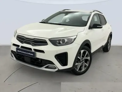 Usado Kia Stonic GT-Line 101 CV (74 kW) 2022 Blanco SUV