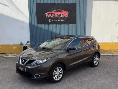 Usado Nissan Qashqai Acenta 110 CV (80 kW) 2014 Marrón SUV