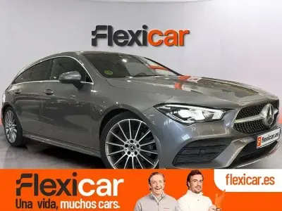 Usado Mercedes CLA200 Shooting Brake 163 CV (119 kW) 2020 Gris Familiar