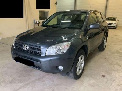 Usado Toyota RAV4 Sol 136 CV (100 kW) 2006 Gris SUV