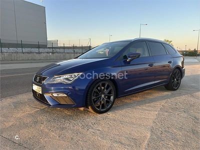Usado Seat Leon ST FR 150 CV (110 kW) 2019 Azul Familiar