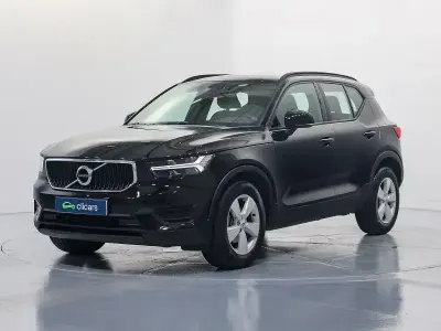 Usado Volvo XC40 129 CV (94 kW) 2022 Negro SUV