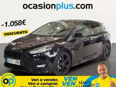 Usado Ford Focus ST-Line 150 CV (110 kW) 2016 Negro Utilitario
