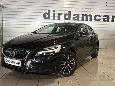 Negro Usado 2018 Volvo V40 Momentum Berlina | 15.490 € (Precio justo)