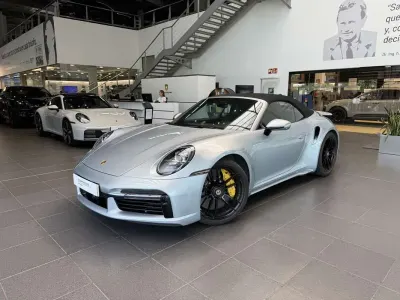 Usado Porsche 992 650 CV (478 kW) 2020 Gris Descapotable