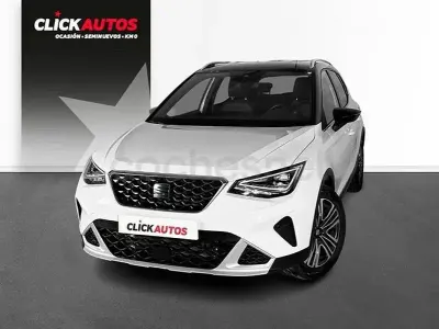Usado Seat Arona Xperience 110 CV (80 kW) 2023 Blanco SUV
