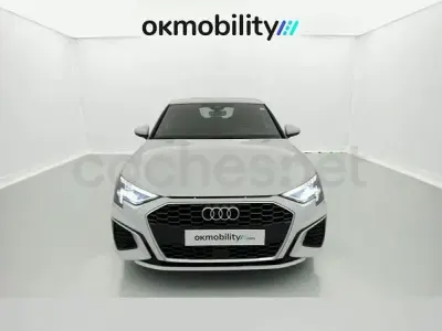 Usado Audi A3 S-Line 150 CV (110 kW) 2023 Blanco Berlina