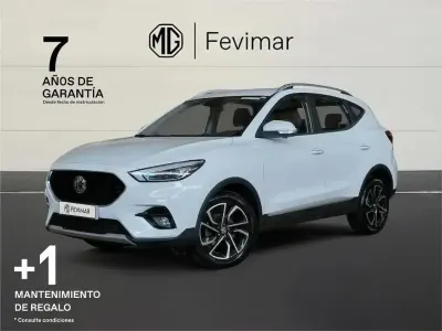 Käytetty MG ZS Luxury 111 HP (81 kW) 2025 Valkoinen Katumaasturi