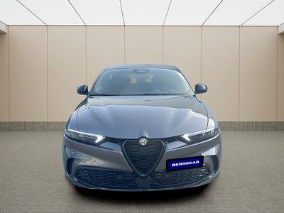 Gris Usado 2023 Alfa Romeo Tonale Sprint SUV | 29.450 €