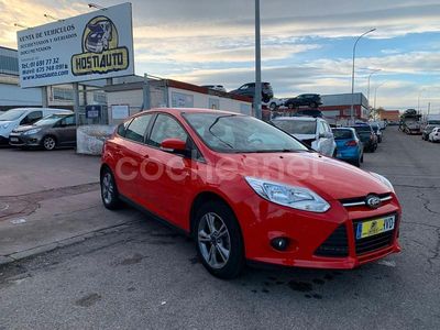 Usado Ford Focus 125 CV (91 kW) 2013 Rojo Berlina