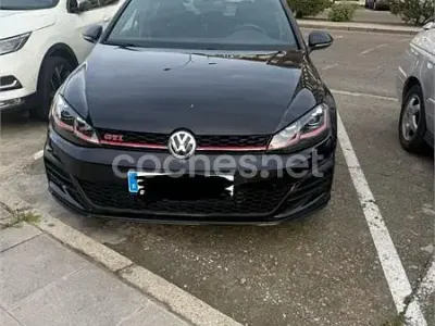 Usado VW Golf VII GTI 245 CV (180 kW) 2018 Negro Berlina