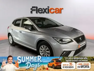 Usado Seat Ibiza Reference 80 CV (58 kW) 2023 Gris Utilitario