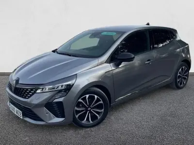 Usado Renault Clio Techno 100 CV (73 kW) 2025 Utilitario