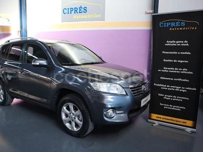 Gris Usado 2010 Toyota RAV4 Executive SUV | 13.900 € (Precio justo)