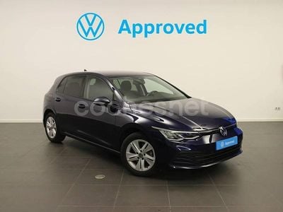 Azul Usado 2021 VW Golf VIII Life Berlina | 20.500 € (Precio justo)