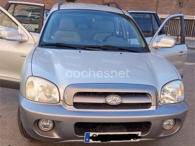 Usado Hyundai Santa Fe Comfort 125 CV (91 kW) 2005 Gris / plata SUV