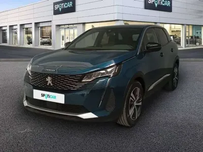Usado Peugeot 3008 Allure 131 CV (96 kW) 2024 Azul SUV